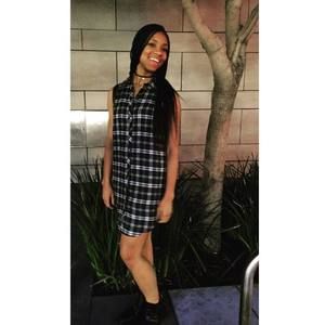 Meet your Posher, Kayla