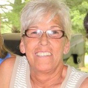 Meet your Posher, Joni