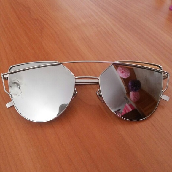 SILVER/SILVER Frame Sunglasses - Picture 2 of 3