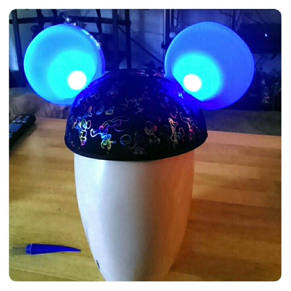 New Edition Light Up Mickey Hat