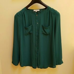 Loft Maternity collarless utility blouse L EUC