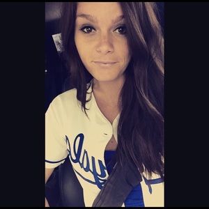 Meet your Posher, Taelor