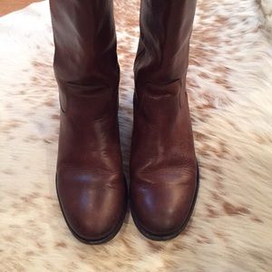 Frye Melissa button boot. Color "fawn"