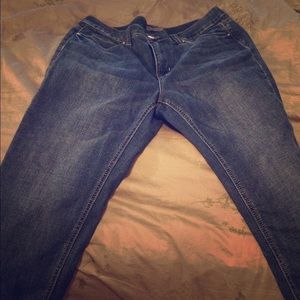 Never worn Melissa McCarthy Seven7 jeans size 16