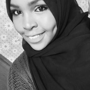 Meet your Posher, Fatima