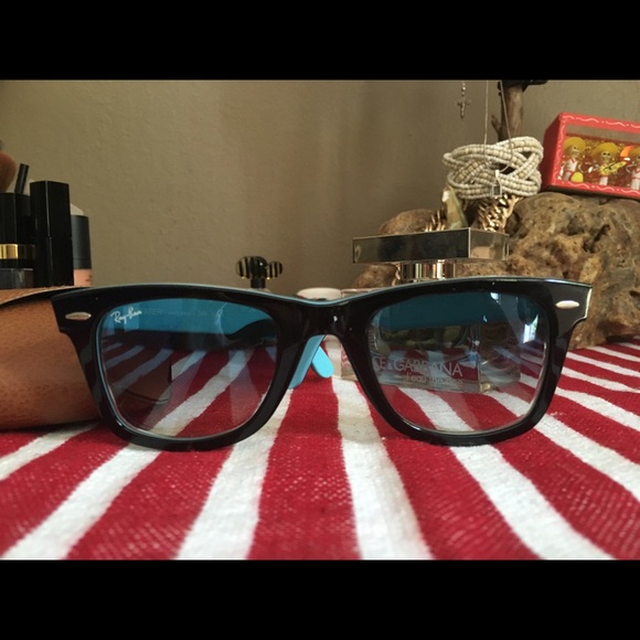 Sunglasses! Unisex.