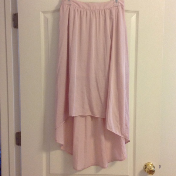 NWT high-low skirt