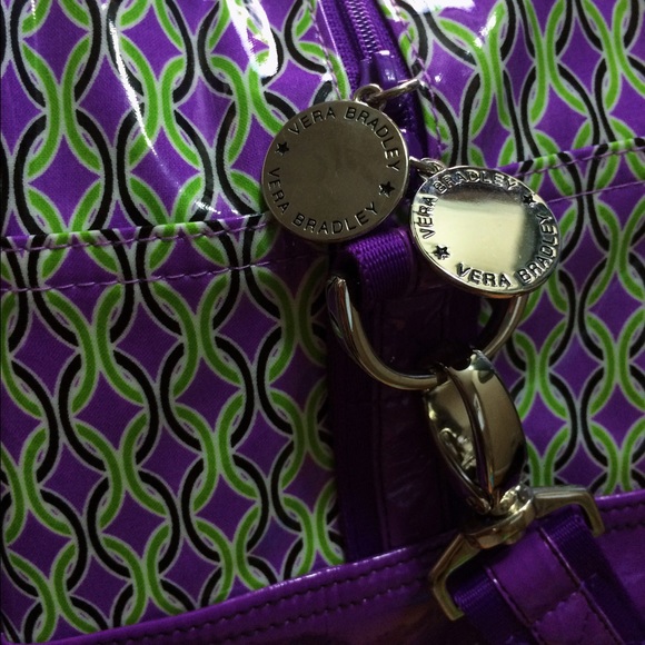 ✨SOLD✨ Vera Bradley FRILL Duffel Bag | Weekender - Picture 4 of 4