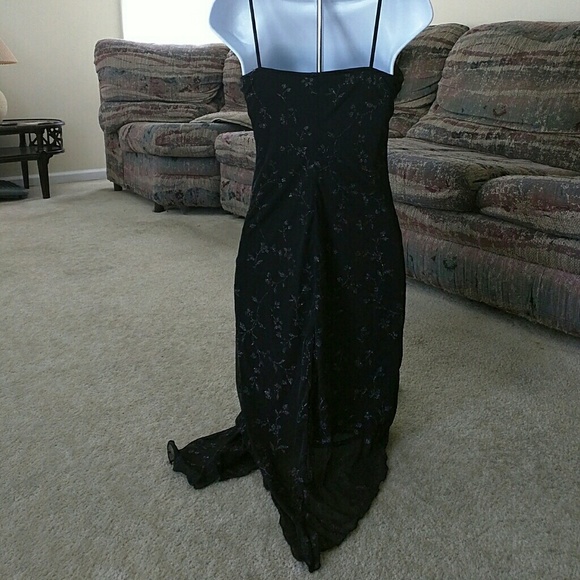 Little Black Dress - Picture 3 of 4