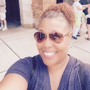 Meet your Posher, Dawn