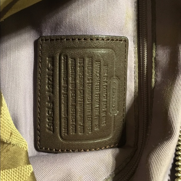 Coach purse - Picture 2 of 2