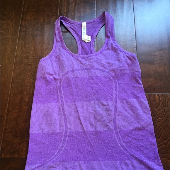 Lululemon run swiftly tank size 6