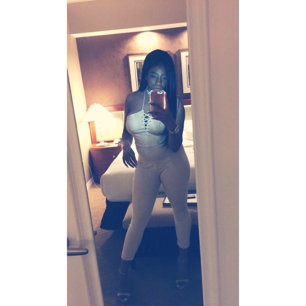 Meet your Posher, Liah