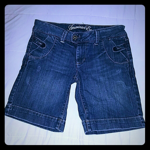 American Eagle Bermuda Shorts