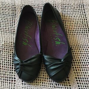 Blowfish flats blk leather type 8