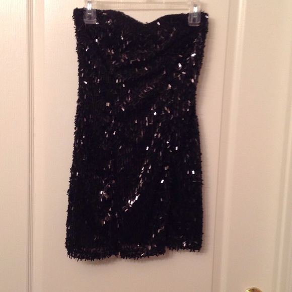 VGUC black sequin dress