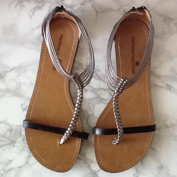 Black and silver flat sandals Clearance