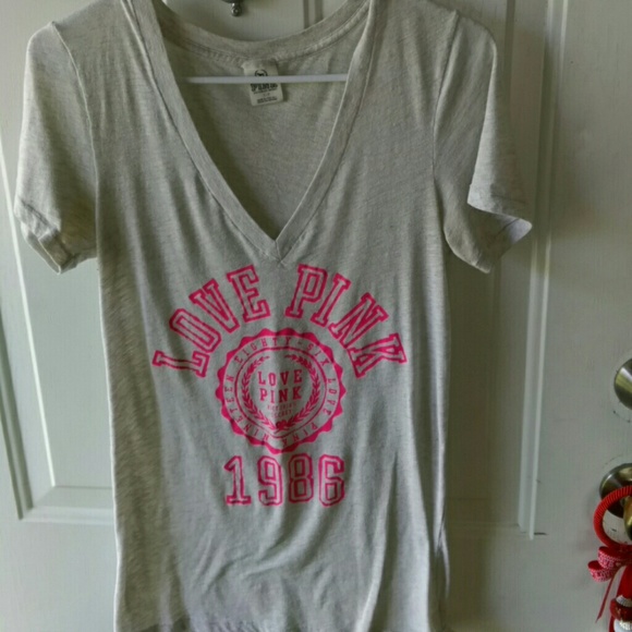 Pink Victoria secret T-shirt.😊