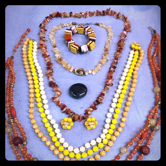 SET OF VINTAGE/FINE ESTATE JEWELRY + 3 FREE ITEMS