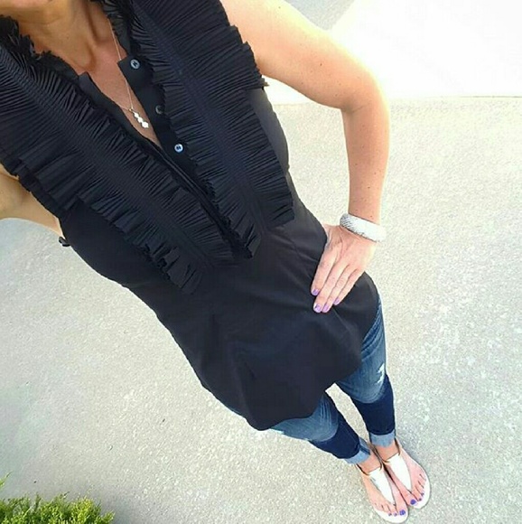 BCBG ruffle collar halter top - EUC!