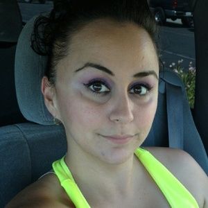 Meet your Posher, Yicel