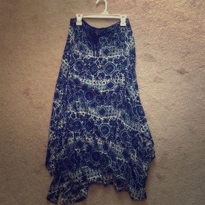 Patterned maxi skirt