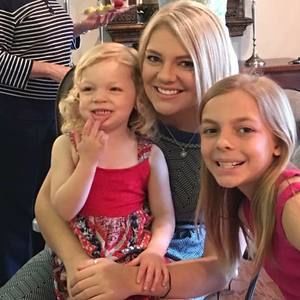 Meet your Posher, Mackenzie