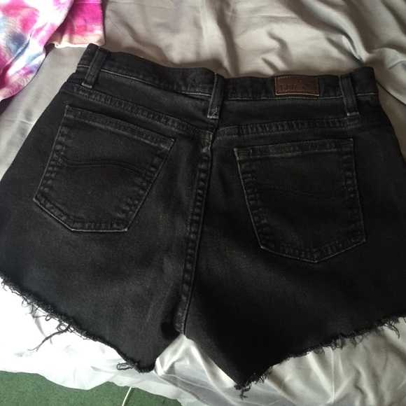 High waisted distress black shorts - Picture 4 of 4