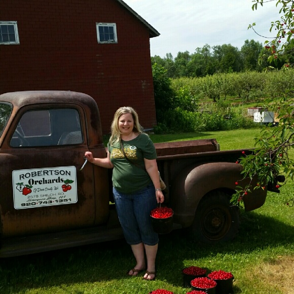 Meet your Posher, Linda - Picture 1 of 1