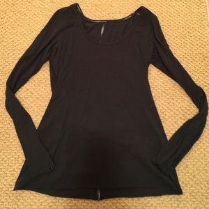 Gently worn Lululemon Long Sleeve T - size 8