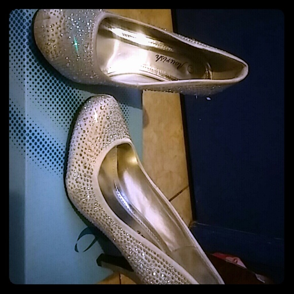 Silver sparkle heels