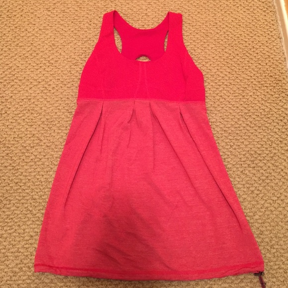 Like New Lululemon Yoga Tank - size 8