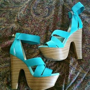 Jessica Simpson platform strap sandals