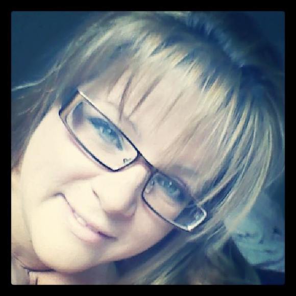 Meet your Posher, Rebekah - Picture 1 of 1