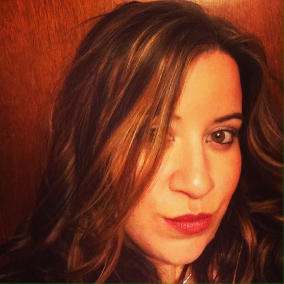 Meet your Posher, Erin - Picture 1 of 1