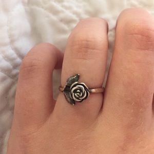 James Avery small rose ring