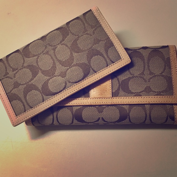 HAS TO GO!! Coach Wallet with Checkbook Holder!