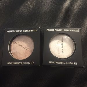 Mac Pressed pigments in Blonde Streak and Angelic