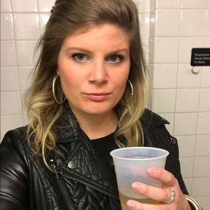 Meet your Posher, Alena