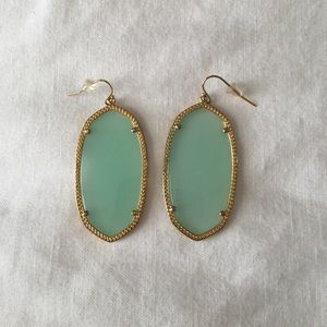 Kendra Scott Danielle earrings in chalcedony
