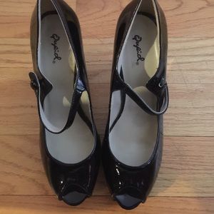 Black patent open-toe heels