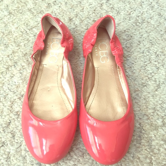 BCBG flats