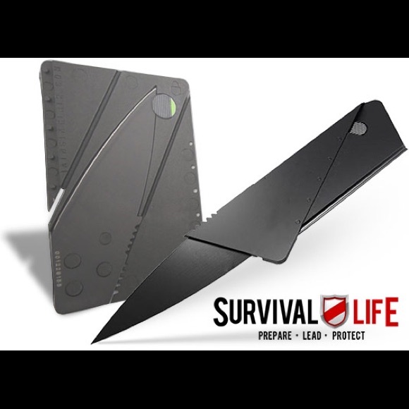 Credit card wallet knife