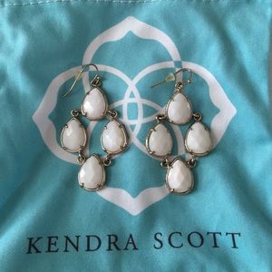 Kendra Scott earrings in white pearl