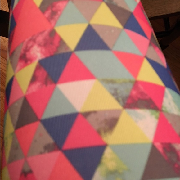 Meet your Posher, Vicki - Picture 1 of 1