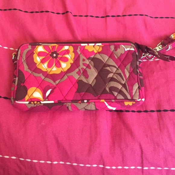 Cute pink Vera Bradley wristlet