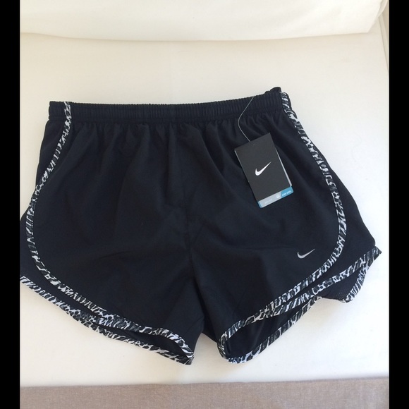 NWT Black Nike Dri-Fit Running Shorts w/print trim
