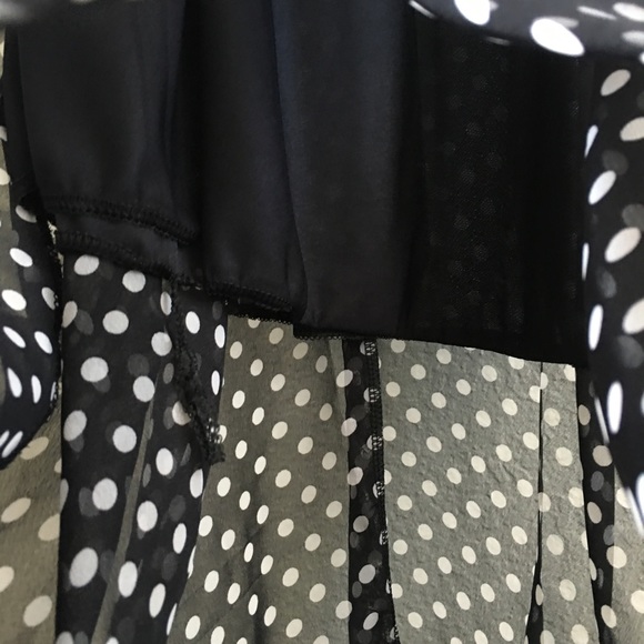 The Michelle Dress - Picture 4 of 4