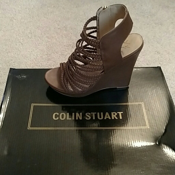 NIB Colin Stuart Wedge Sandals. Size 6