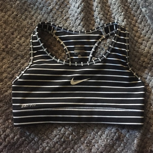 Nike sports bra
